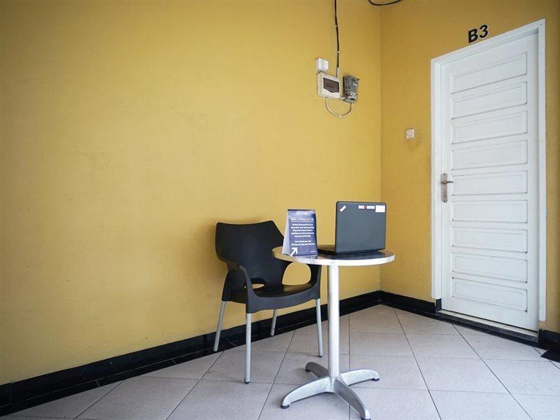 SPOT ON 2729 Marzan Syariah Guest House Balikpapan  Bagian luar foto